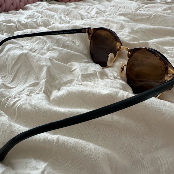 Ray-Ban Brown and Gold Sunglasses - Picture 5 of 6